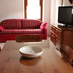 Maison Chante Lune 아파트 *