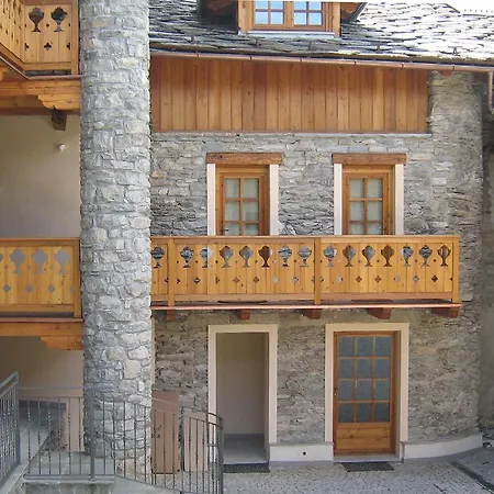 Apartment Maison Chante Lune Introd